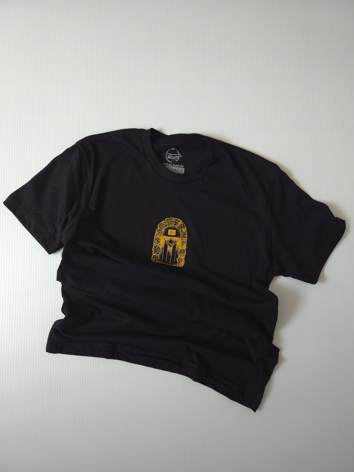 Camiseta Artesanal "Portal de Identidad" | Edición Premium en Algodón 32 Hilos